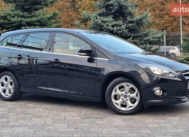 Черный Форд Фокус, объемом двигателя 1.6 л и пробегом 215 тыс. км за 8100 $, фото 4 на Automoto.ua