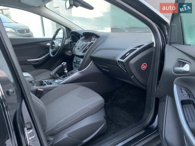 Черный Форд Фокус, объемом двигателя 1.6 л и пробегом 187 тыс. км за 8700 $, фото 33 на Automoto.ua