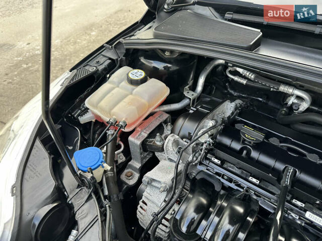 Чорний Форд Фокус, об'ємом двигуна 1.6 л та пробігом 224 тис. км за 7500 $, фото 82 на Automoto.ua