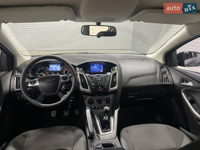 Черный Форд Фокус, объемом двигателя 1.6 л и пробегом 211 тыс. км за 7750 $, фото 39 на Automoto.ua