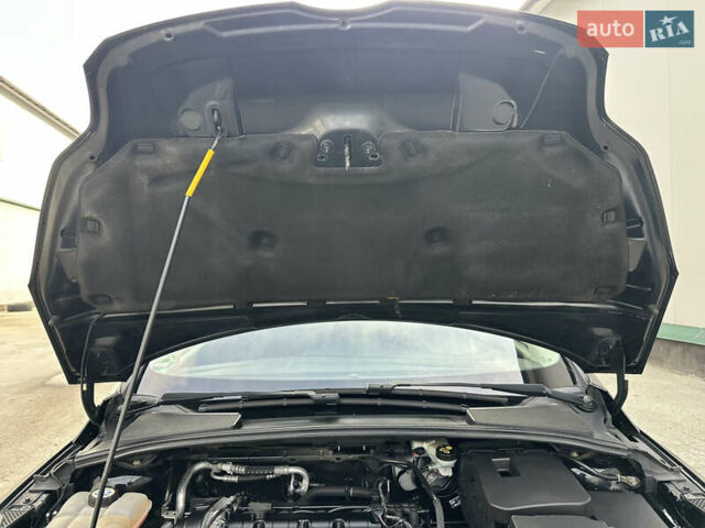 Чорний Форд Фокус, об'ємом двигуна 1.6 л та пробігом 224 тис. км за 7500 $, фото 85 на Automoto.ua