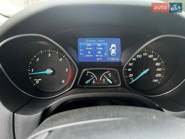 Черный Форд Фокус, объемом двигателя 2 л и пробегом 171 тыс. км за 8700 $, фото 18 на Automoto.ua