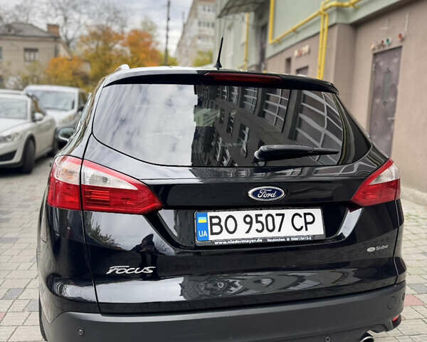 Черный Форд Фокус, объемом двигателя 2 л и пробегом 285 тыс. км за 8200 $, фото 5 на Automoto.ua