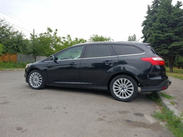 Черный Форд Фокус, объемом двигателя 1.6 л и пробегом 228 тыс. км за 7600 $, фото 4 на Automoto.ua