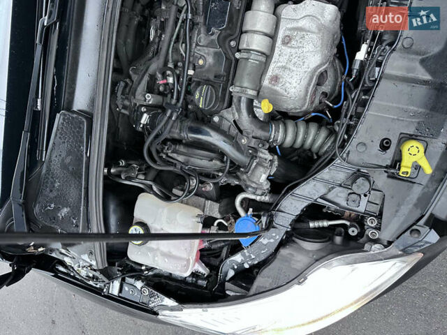 Чорний Форд Фокус, об'ємом двигуна 1.6 л та пробігом 269 тис. км за 6950 $, фото 55 на Automoto.ua