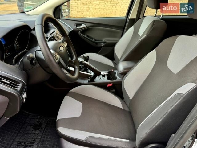 Чорний Форд Фокус, об'ємом двигуна 1.6 л та пробігом 221 тис. км за 6999 $, фото 14 на Automoto.ua