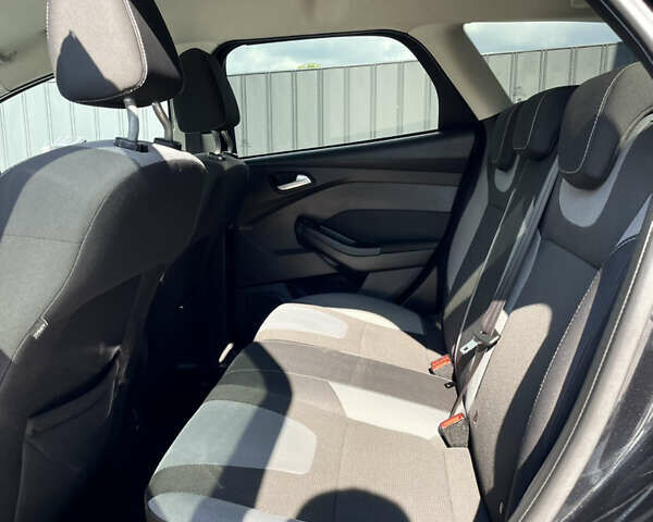 Чорний Форд Фокус, об'ємом двигуна 1.6 л та пробігом 248 тис. км за 6800 $, фото 34 на Automoto.ua