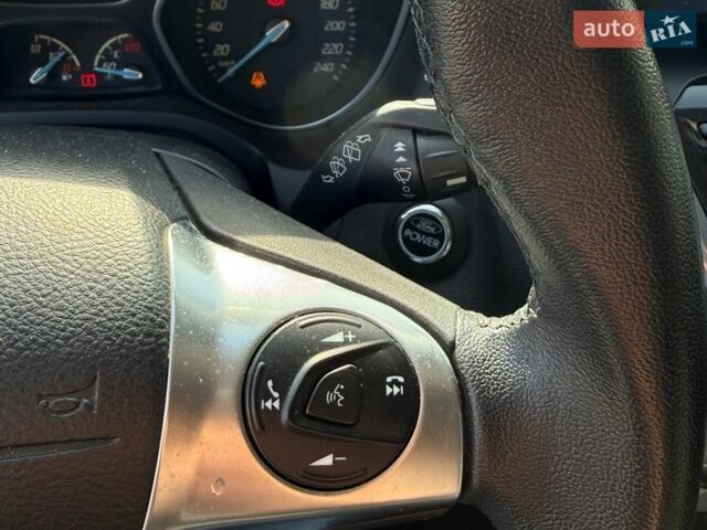 Чорний Форд Фокус, об'ємом двигуна 1.56 л та пробігом 213 тис. км за 8500 $, фото 29 на Automoto.ua