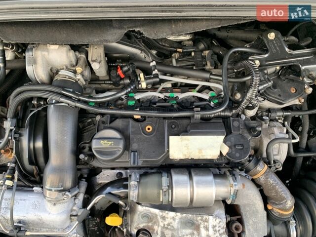 Чорний Форд Фокус, об'ємом двигуна 1.6 л та пробігом 187 тис. км за 8200 $, фото 19 на Automoto.ua