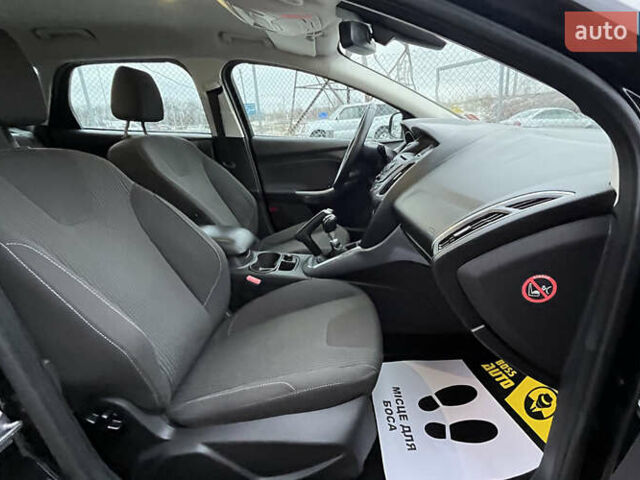 Черный Форд Фокус, объемом двигателя 1.6 л и пробегом 227 тыс. км за 8300 $, фото 18 на Automoto.ua