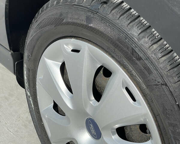 Чорний Форд Фокус, об'ємом двигуна 1.6 л та пробігом 248 тис. км за 6800 $, фото 31 на Automoto.ua