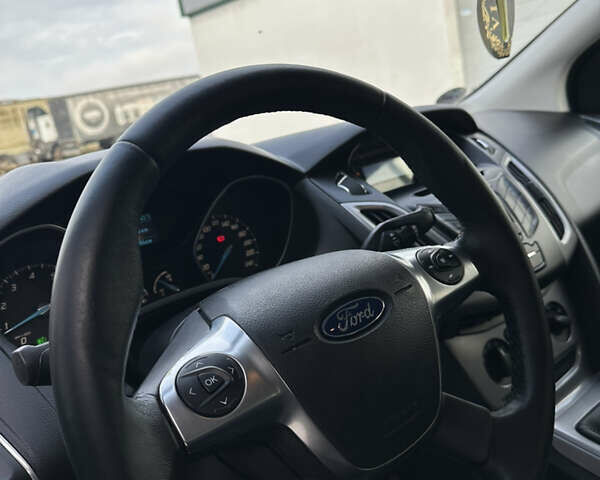 Чорний Форд Фокус, об'ємом двигуна 1.6 л та пробігом 224 тис. км за 7500 $, фото 41 на Automoto.ua