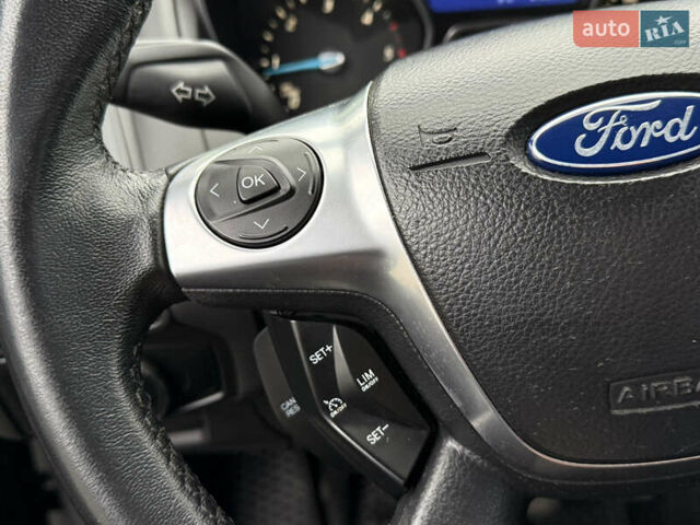 Чорний Форд Фокус, об'ємом двигуна 1.6 л та пробігом 249 тис. км за 7200 $, фото 45 на Automoto.ua