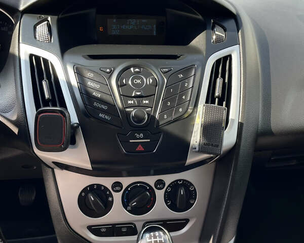 Чорний Форд Фокус, об'ємом двигуна 1.6 л та пробігом 248 тис. км за 6800 $, фото 35 на Automoto.ua