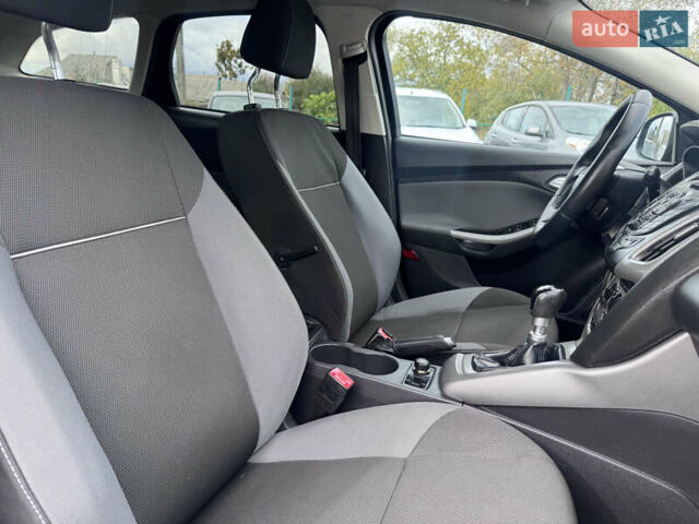 Черный Форд Фокус, объемом двигателя 1.6 л и пробегом 195 тыс. км за 7590 $, фото 29 на Automoto.ua