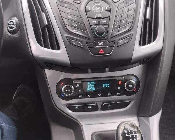 Чорний Форд Фокус, об'ємом двигуна 1.6 л та пробігом 181 тис. км за 8500 $, фото 41 на Automoto.ua