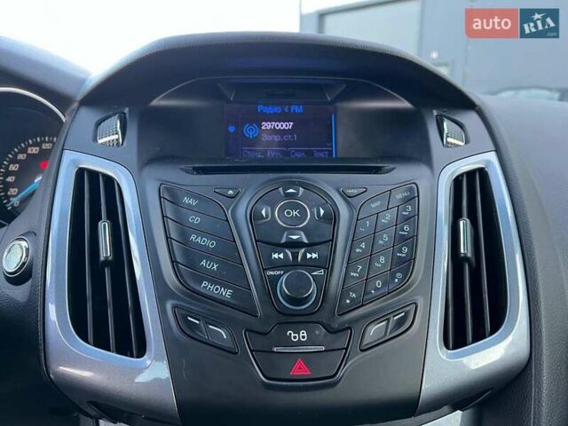 Чорний Форд Фокус, об'ємом двигуна 1.6 л та пробігом 295 тис. км за 7890 $, фото 28 на Automoto.ua