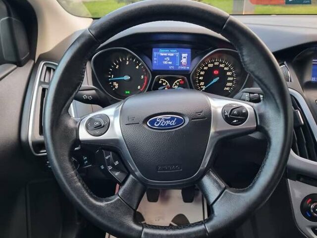 Черный Форд Фокус, объемом двигателя 1.6 л и пробегом 215 тыс. км за 8100 $, фото 30 на Automoto.ua