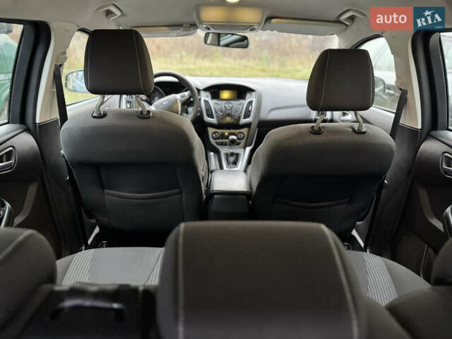 Чорний Форд Фокус, об'ємом двигуна 1.6 л та пробігом 227 тис. км за 8299 $, фото 23 на Automoto.ua