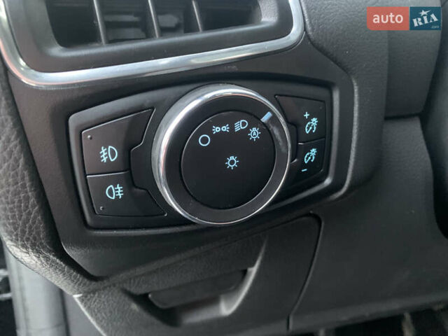 Черный Форд Фокус, объемом двигателя 1.6 л и пробегом 187 тыс. км за 8700 $, фото 39 на Automoto.ua