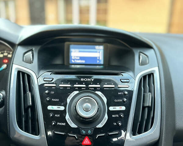 Черный Форд Фокус, объемом двигателя 1.6 л и пробегом 205 тыс. км за 7200 $, фото 28 на Automoto.ua