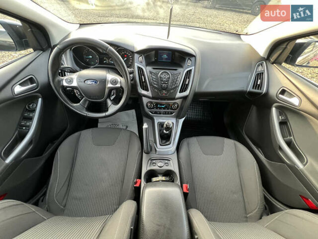 Черный Форд Фокус, объемом двигателя 1.6 л и пробегом 267 тыс. км за 7700 $, фото 20 на Automoto.ua