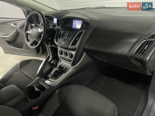 Черный Форд Фокус, объемом двигателя 1.6 л и пробегом 211 тыс. км за 7750 $, фото 32 на Automoto.ua