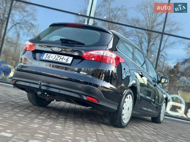 Черный Форд Фокус, объемом двигателя 1.6 л и пробегом 227 тыс. км за 8499 $, фото 20 на Automoto.ua