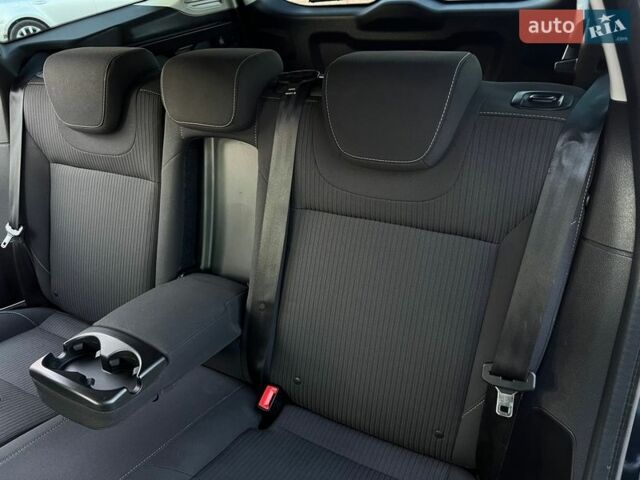 Чорний Форд Фокус, об'ємом двигуна 1.6 л та пробігом 212 тис. км за 8599 $, фото 80 на Automoto.ua