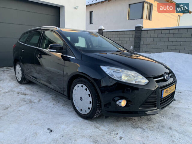 Черный Форд Фокус, объемом двигателя 1.6 л и пробегом 187 тыс. км за 8700 $, фото 2 на Automoto.ua