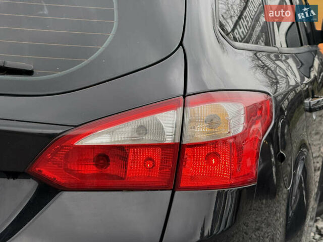 Чорний Форд Фокус, об'ємом двигуна 1.6 л та пробігом 249 тис. км за 7200 $, фото 21 на Automoto.ua