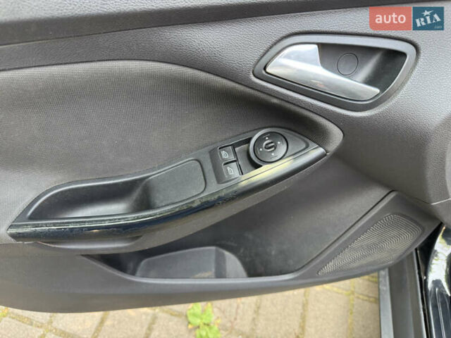 Черный Форд Фокус, объемом двигателя 1.6 л и пробегом 239 тыс. км за 8200 $, фото 11 на Automoto.ua