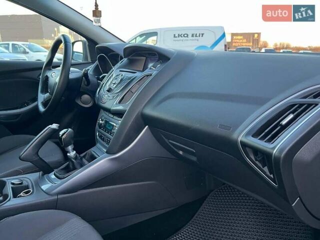 Чорний Форд Фокус, об'ємом двигуна 1.6 л та пробігом 295 тис. км за 7890 $, фото 37 на Automoto.ua