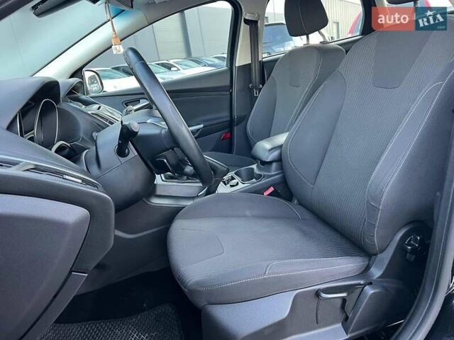 Чорний Форд Фокус, об'ємом двигуна 1.6 л та пробігом 295 тис. км за 7890 $, фото 17 на Automoto.ua