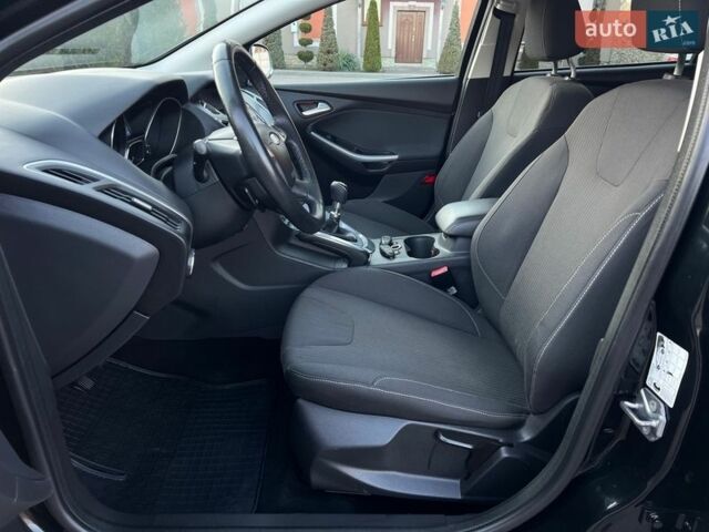 Чорний Форд Фокус, об'ємом двигуна 1.6 л та пробігом 212 тис. км за 8599 $, фото 68 на Automoto.ua