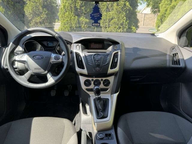 Черный Форд Фокус, объемом двигателя 1.6 л и пробегом 188 тыс. км за 7850 $, фото 4 на Automoto.ua