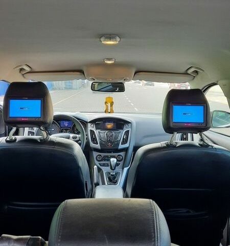 Черный Форд Фокус, объемом двигателя 1.6 л и пробегом 264 тыс. км за 8550 $, фото 17 на Automoto.ua