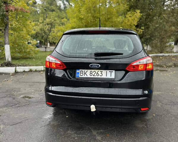 Черный Форд Фокус, объемом двигателя 1.6 л и пробегом 269 тыс. км за 7000 $, фото 3 на Automoto.ua