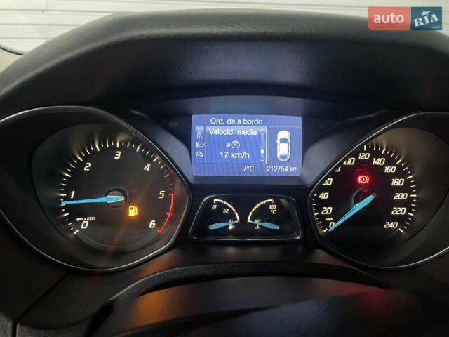 Черный Форд Фокус, объемом двигателя 1.6 л и пробегом 211 тыс. км за 7750 $, фото 26 на Automoto.ua