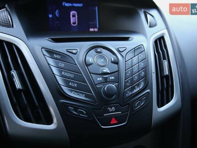 Чорний Форд Фокус, об'ємом двигуна 1.56 л та пробігом 282 тис. км за 7500 $, фото 16 на Automoto.ua