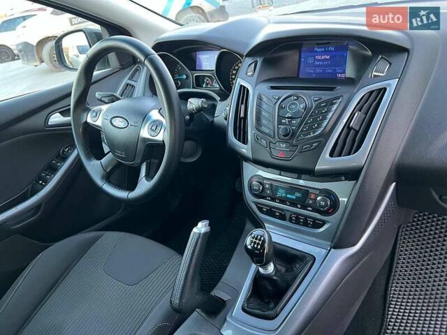 Чорний Форд Фокус, об'ємом двигуна 1.6 л та пробігом 295 тис. км за 7890 $, фото 39 на Automoto.ua