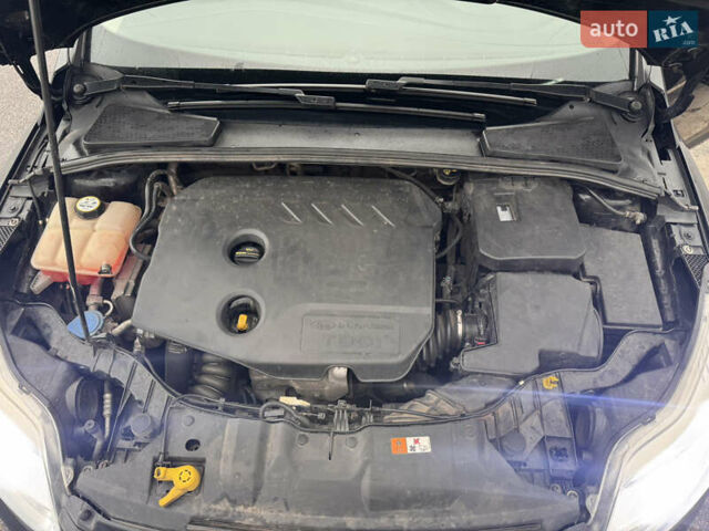 Черный Форд Фокус, объемом двигателя 1.6 л и пробегом 281 тыс. км за 7300 $, фото 20 на Automoto.ua