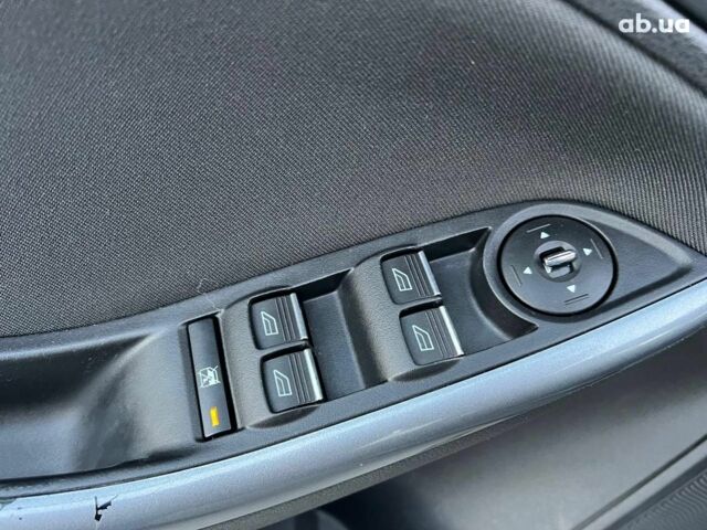 Чорний Форд Фокус, об'ємом двигуна 1.6 л та пробігом 295 тис. км за 7890 $, фото 15 на Automoto.ua