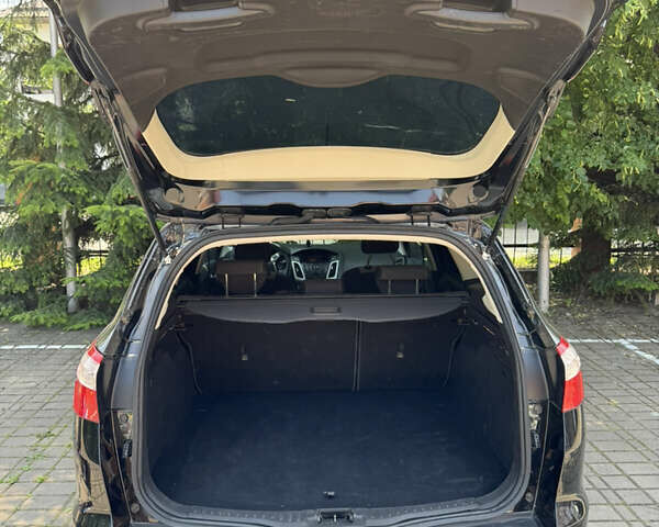 Черный Форд Фокус, объемом двигателя 1.6 л и пробегом 239 тыс. км за 8200 $, фото 23 на Automoto.ua