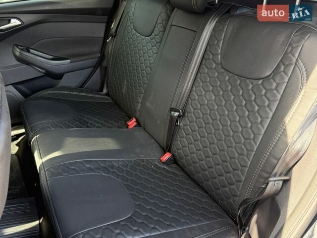 Чорний Форд Фокус, об'ємом двигуна 1.56 л та пробігом 213 тис. км за 8500 $, фото 15 на Automoto.ua