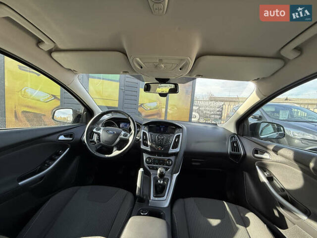 Форд Фокус 2013 у Стрые на Automoto.ua Чорний Форд Фокус, об'ємом двигуна 1.6 л та пробігом 240 тис. км за 8999 $, фото 4 на Automoto.ua