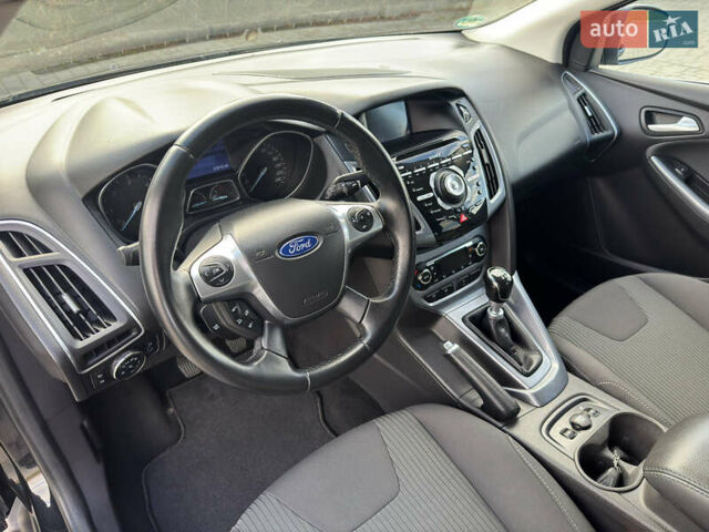 Чорний Форд Фокус, об'ємом двигуна 1.6 л та пробігом 278 тис. км за 8599 $, фото 37 на Automoto.ua