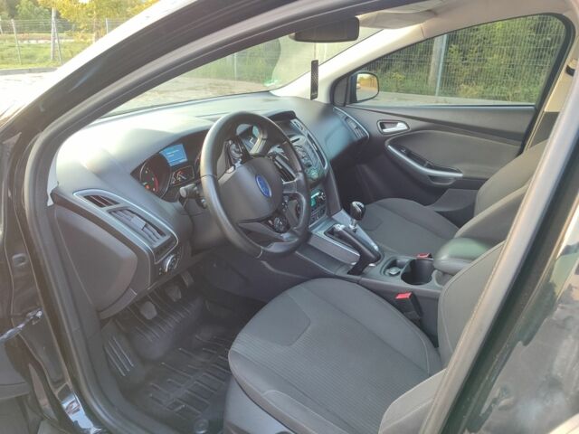 Черный Форд Фокус, объемом двигателя 1.6 л и пробегом 190 тыс. км за 8000 $, фото 5 на Automoto.ua