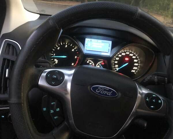 Черный Форд Фокус, объемом двигателя 1.6 л и пробегом 330 тыс. км за 7700 $, фото 15 на Automoto.ua