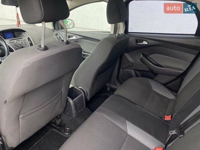 Черный Форд Фокус, объемом двигателя 1.6 л и пробегом 163 тыс. км за 7600 $, фото 17 на Automoto.ua